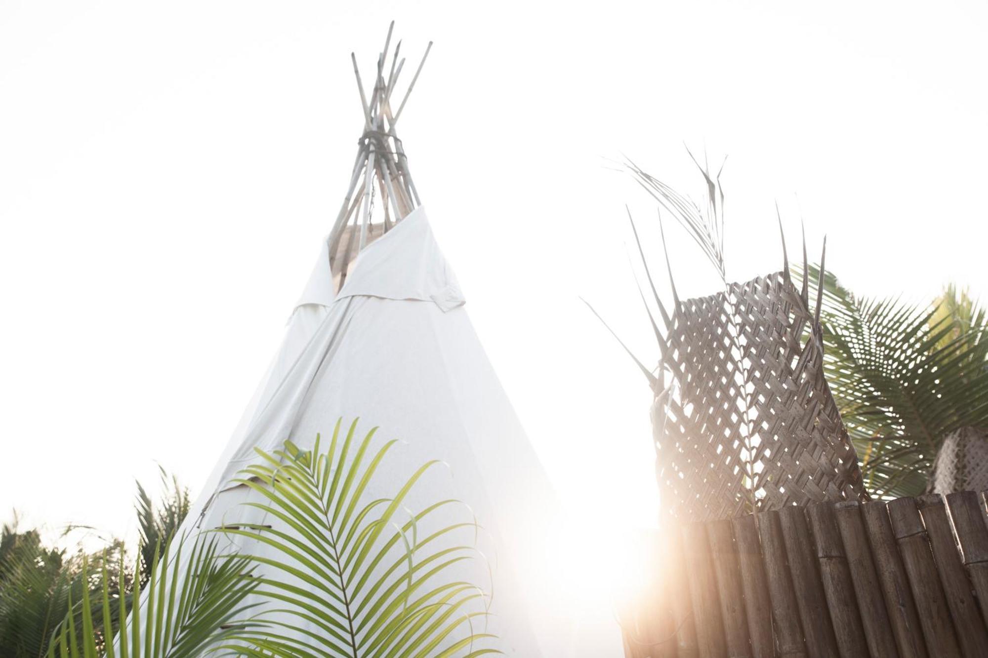 Wigwam Hotel Mandrem Bagian luar foto